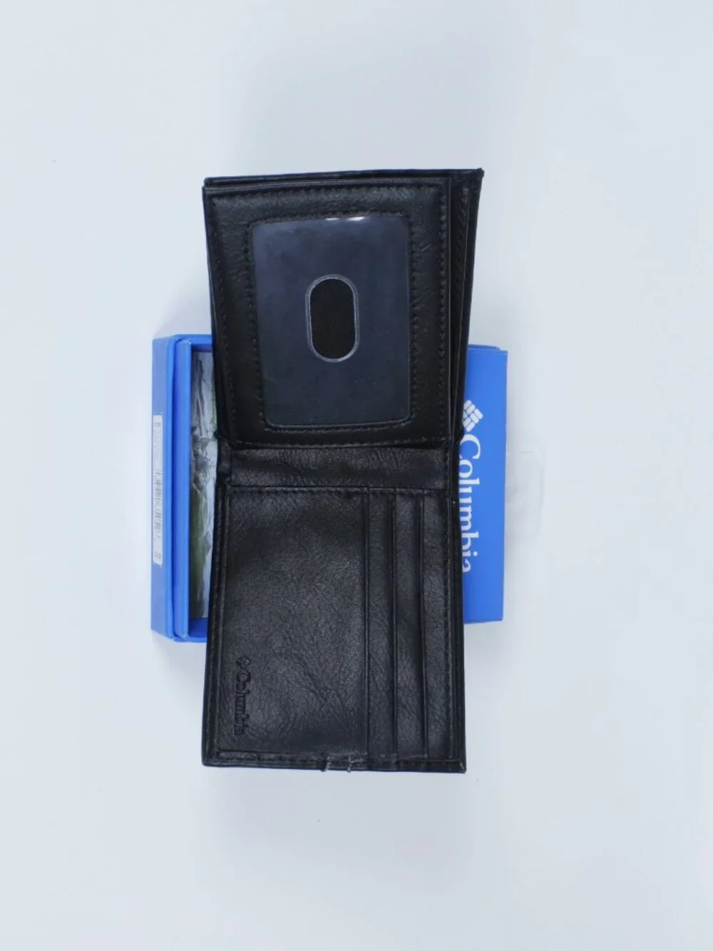 Columbia Men's Wallet – Black Leather with Stitching Detail (New)